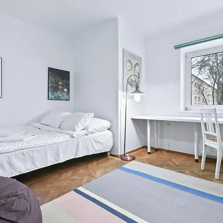 Flat In The Heart Of Historical Warsaw. 아파트 바르샤바